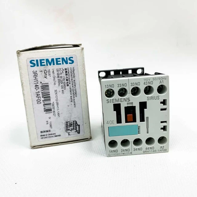 Siemens 3RH1140-1AF00, 110V, 50/60Hz, 6A, 230V, 40E, 4NO