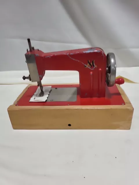 Vintage KAYanEE SEW MASTER Rare Children's SEWING MACHINE Toy Red Germany