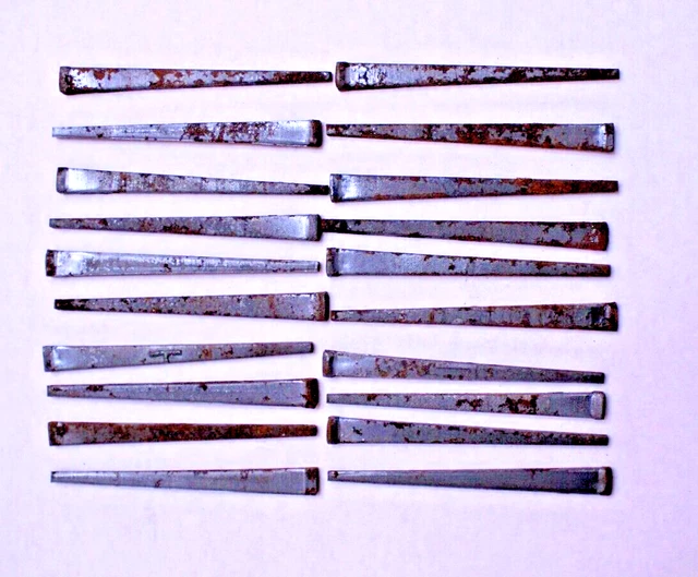 Antique Square Cut Nails w Unstruck Rectangle Heads, 2 5/8" long LOT of 20  ART