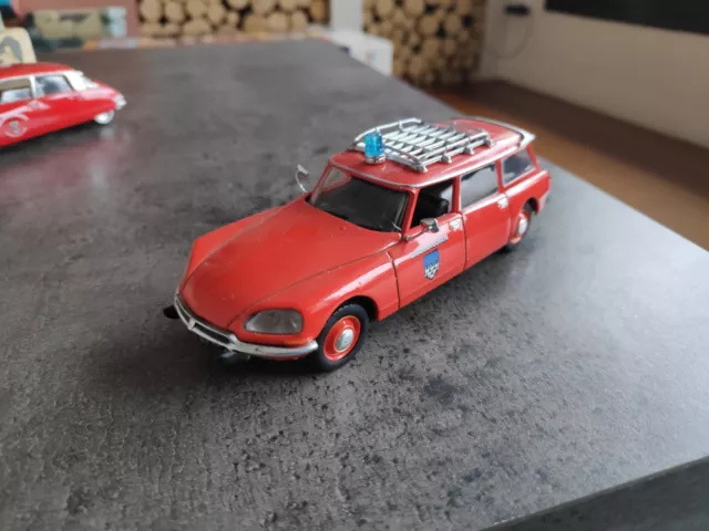 1/43 Norev Citroen Id 19 Break Ambulance De Pompiers Chatelaudren Mint