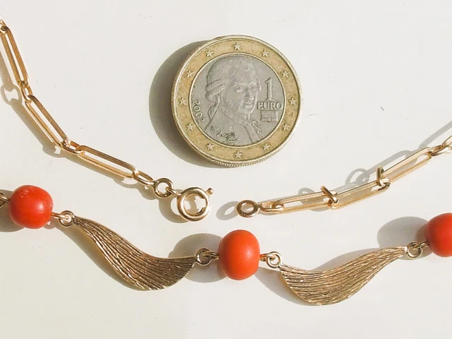Collier Ancien Années 1950 Plaqué Or Murat - 7 Perles Corail - Longueur 47 Cm