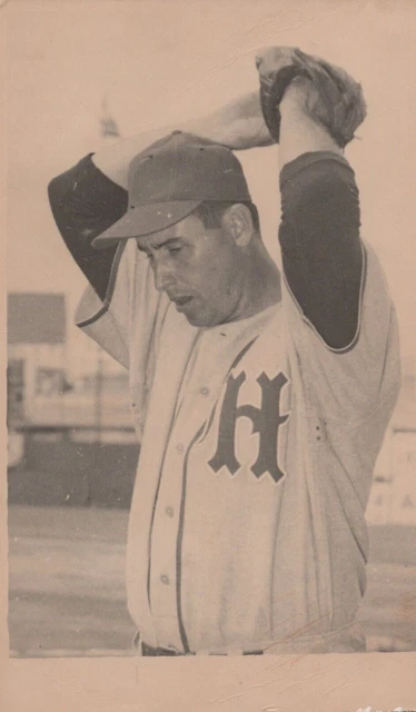 UNIQUE VINTAGE CUBAN BASEBALL HABANA LIONS BBC PITCHER CUBA 1940s Photo Y 410