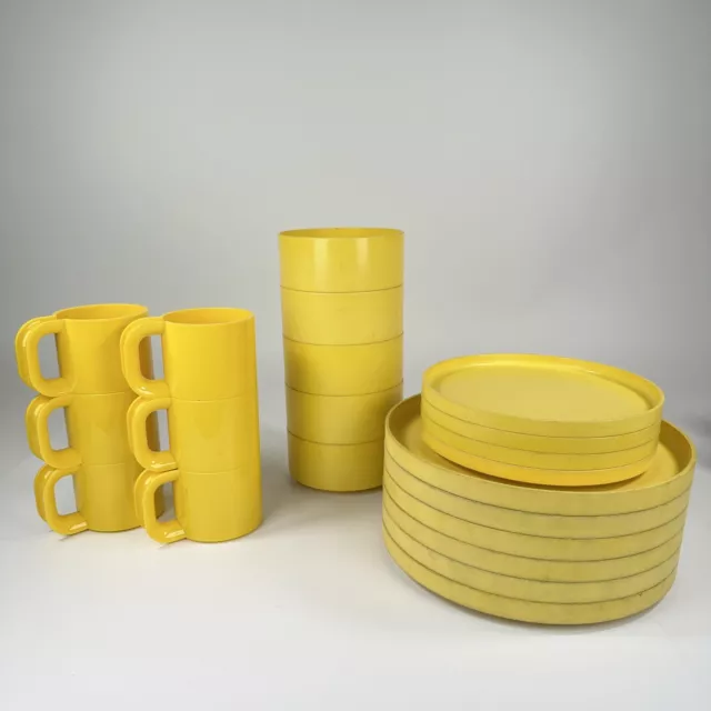 Heller Vignelli MCM MaxMugs Plates Bowls Melamine Yellow Set 21 Pieces READ DESC