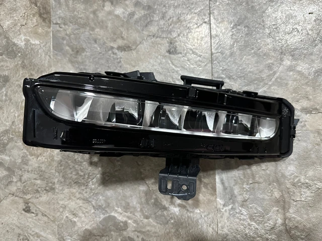 thumbnail image 2 of H11 Fog Light Lamp Set For Jeep Chrysler Dodge Grand Cherokee – LH/RH Pair (2014-2015) 2 of 6