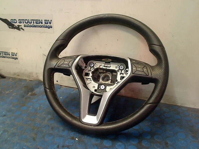 A2184602018 VOLANTE Mercedes-Benz B (W246,242) 2012