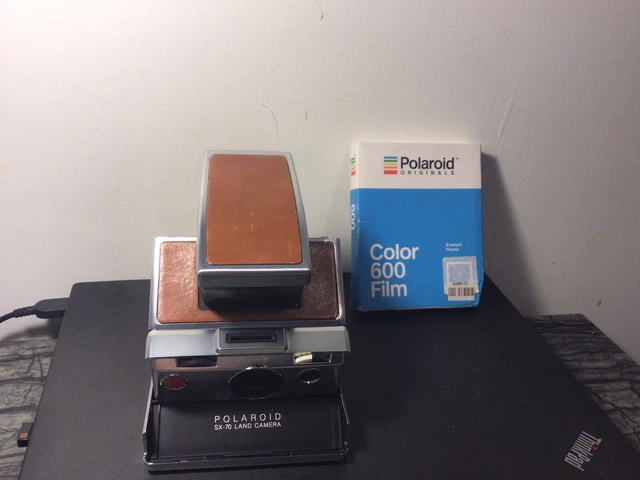 Polaroid SX-70 Land Camera with Unopened Film Pack /Tested Working