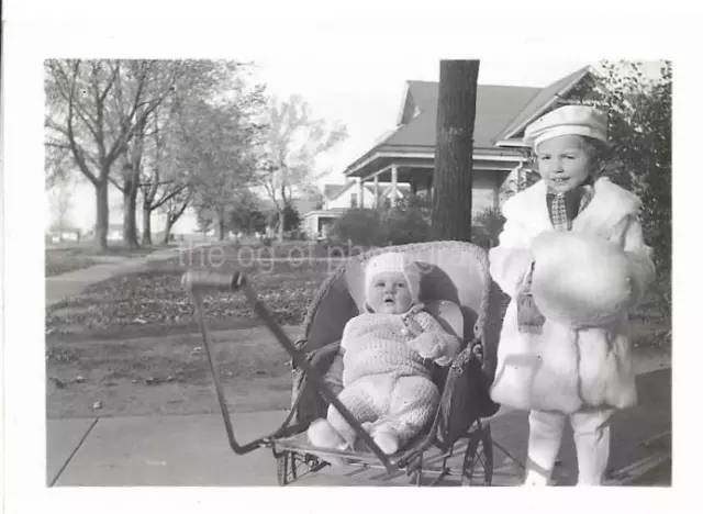 Found ANTIQUE PHOTO bw LITTLE GIRL WITH A MUFF 1930's Snapshot VINTAGE 111 16 B