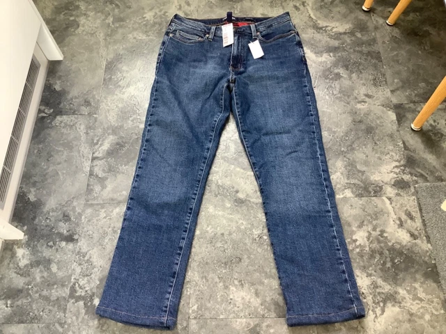 Lands’End Square Rigger Straight Fit Jeans Size  Size W 33”  Leg 29” New.