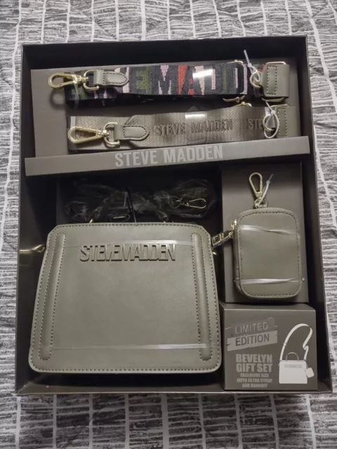 Steve madden purse store and wallet set