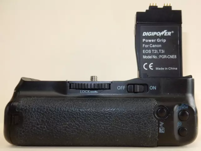 Canon: DigiPower PGR-CNE8 Power Grip for Canon EOS T2i T3i - Black