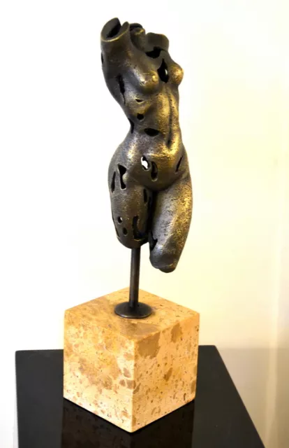 Bronze Akt- Weiblicher Bronze Torso auf Marmorsockel mit Künstlersignatur