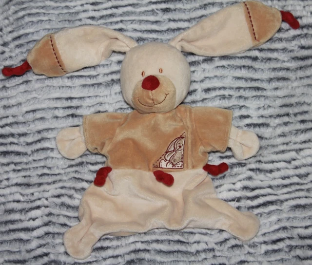 Doudou plat lapin NICOTOY Bastien croix brodées beige 20 cm - SOS d