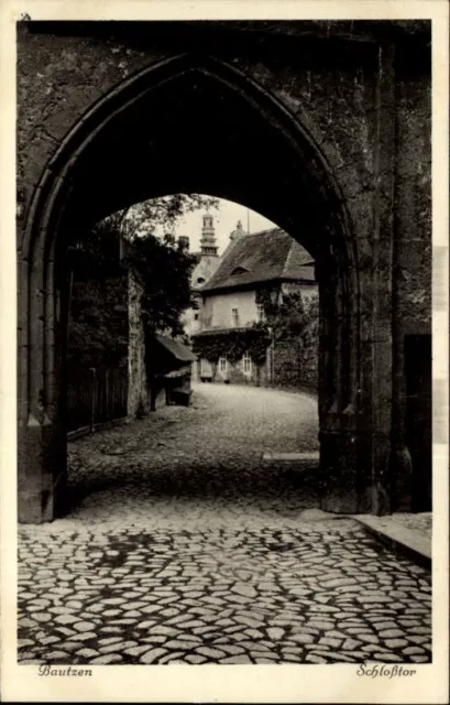 Bautzen alte Postkarte ~1920/30 Straßenpartie Durchblick durch das Schloßtor