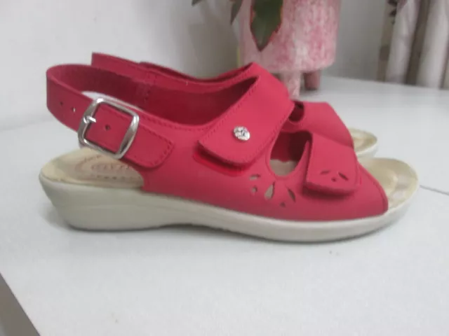 Fly Flot - Red leather wedge heel sandals - size 4