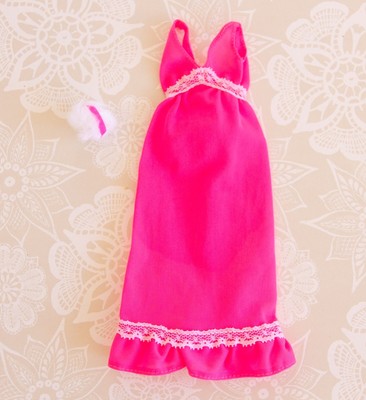 Borla # 9157 Mattel BORLA Barbie Best Buy Fashions 1976 Camisón rosa con encaje 