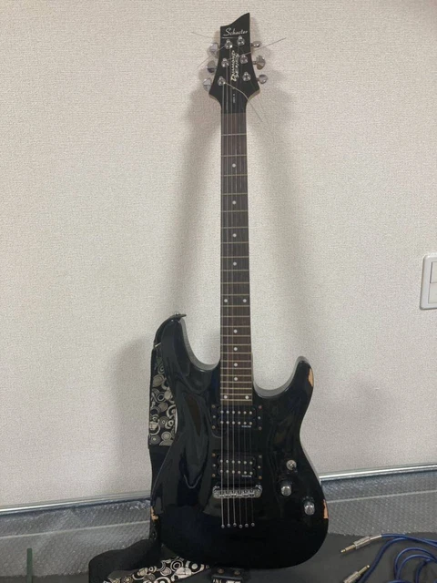 Electric Guitar Schecter Diamond Series OMEN-6 Black with Accessories
