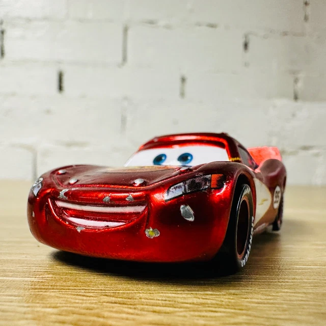 LIGHTNING MCQUEEN WITH Racing Tires Metallic Disney Pixar Diecast Metal