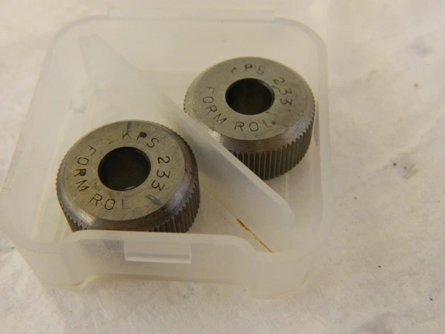 Standard Knurl Wheels: 3/4″ Dia, 90 ° Tooth Angle KPS-233