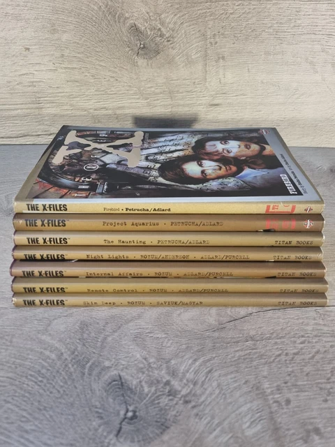The X Files Titan Books Manga Comic Books - Firebird - The Haunting - Skin Deep