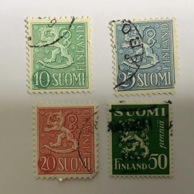 Finnland Suomi 4 Briefmarken gestempelt, Wappen Löwe