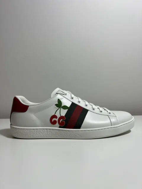 Gucci Women's Ace Low top Ace  GG Sneaked White Leather