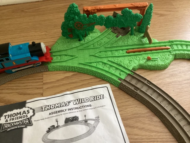 Thomas Wild Ride SET TRENO MOTORIZZATO Fisher Price Trackmaster Tomas & Friends Thomas ...