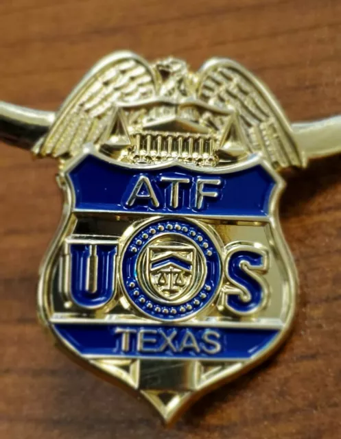 ATF Lapel Pin Texas Long Horn  one Inch  Hat Pin Lapel Pin  New in Package 2