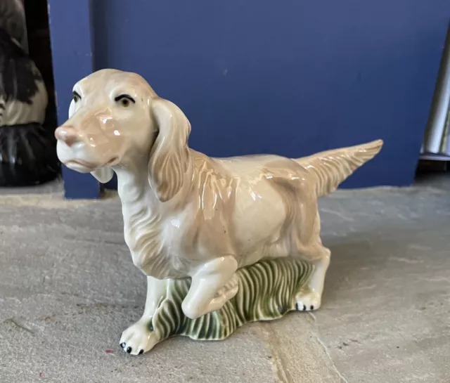 Beautiful Porcelain English Setter Dog Figurine Made in Spain By Clean