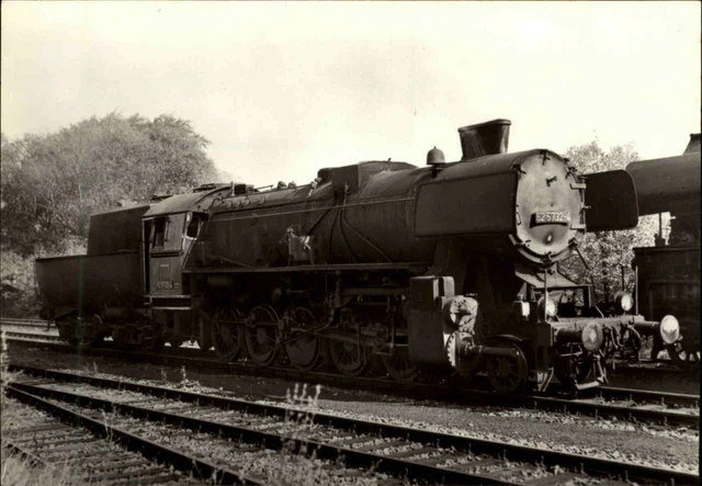 EISENBAHN RAILWAY FOTOSAMMELKARTE Deutsche Reichsbahn Lokomotive