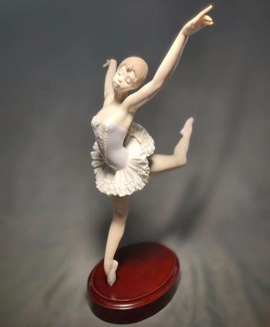 Lladro Classic Dance Ballerina Porcelain Lace Figurine | RARE Good Condition Lladro Classic Dance Ballerina Porcelain Lace Figurine | RARE Good Condition