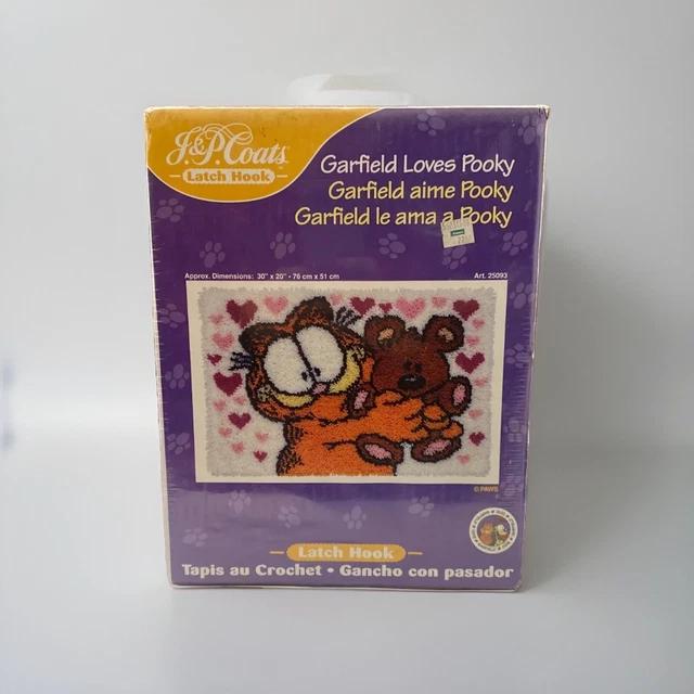 VINTAGE GARFIELD LOVES Pooky J&P Coats Latch Hook New Sealed Art 25093