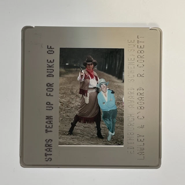 Sue Lawley TV Presenter dressed as a cowgirl   S3314 SD02 35mm Slide