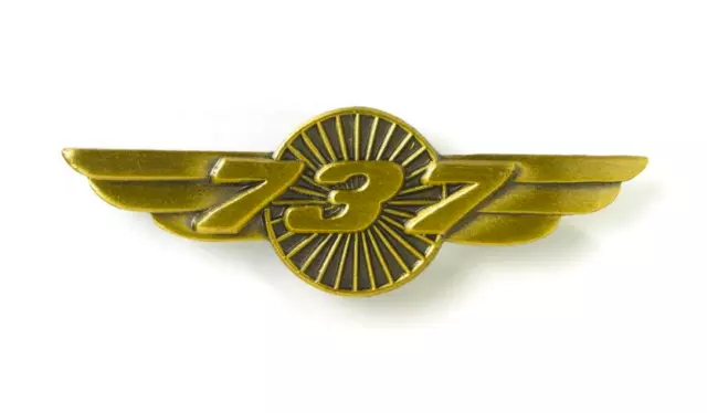 Official Boeing 737 Wings Pin / Badge / Button / Pilot