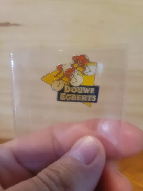 Douwe Egberts Cycle Cafe Coffee Belgium Pin Rare