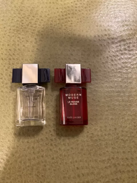 VINTAGE ESTEE LAUDER MODERN MUSE Le Rouge GLOSS..TWO BOTTLES.. 4 MIL..SPRAY VINTAGE ESTEE LAUDER MODERN MUSE Le Rouge GLOSS..TWO BOTTLES.. 4 MIL..SPRAY