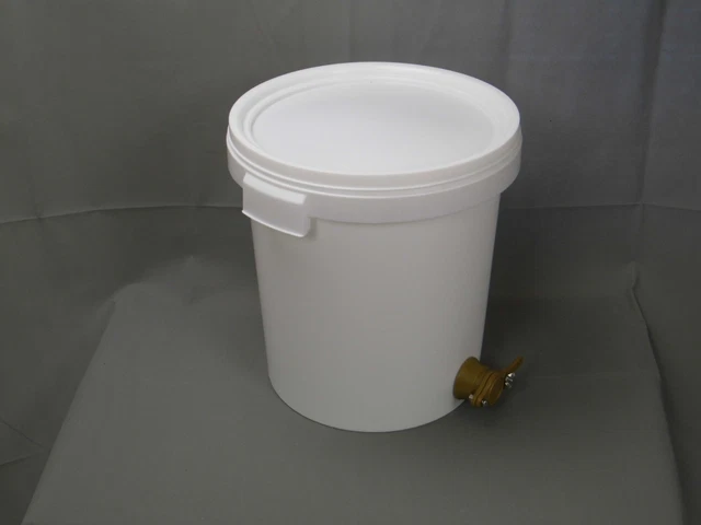 Abfüll-Hobbock mit Kunststoffquetschhahn