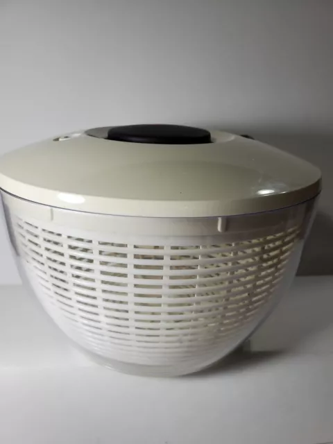 OXO Good Grips Large Salad Spinner - 6.22 Qt. EUC