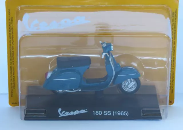 Atlas Editions Vespa 180 SS - 1965 Vespa Collection in 1:18 Scale