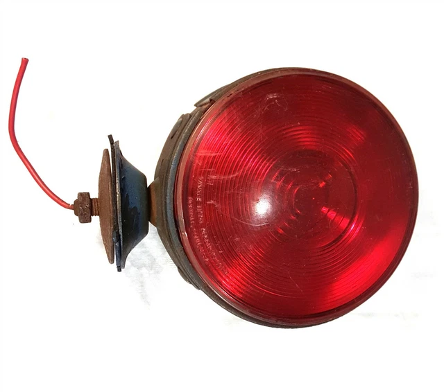 VINTAGE YANKEE THIN A Truck Auto Car Turn Signal Amber Red Light