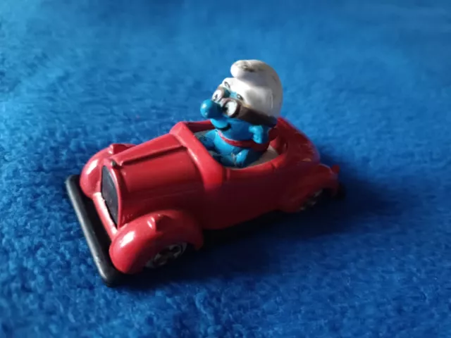 Smurf Puffi auto rossa ESCI 1/43 Die Cast Metal Vintage Garage Puffo con fiori