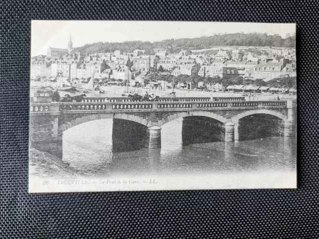 CPA 14 TROUVILLE - Le Pont de la Gare