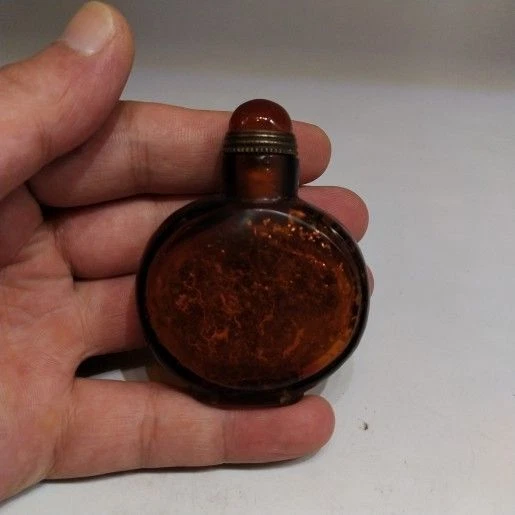 Exquisite Chinese Collector's Grade Glazed Gold Sprinkled Snuff Bottle