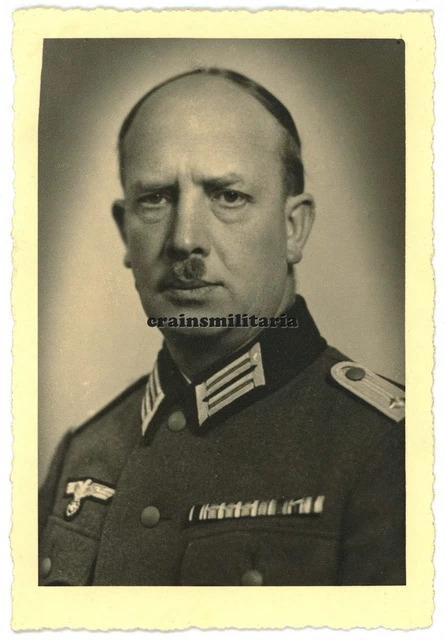 Orig. Foto AK Portrait Offizier Oberleutnant mit 1.WK Orden Ordensspange 1940