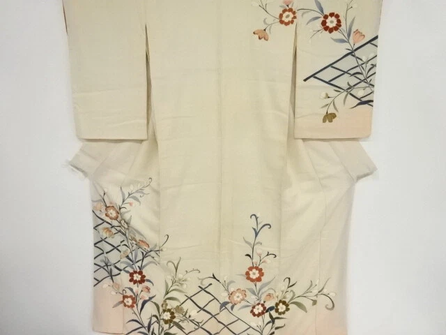39060# Japanese Kimono / Antique Kimono / Embroidery / Floral Plants