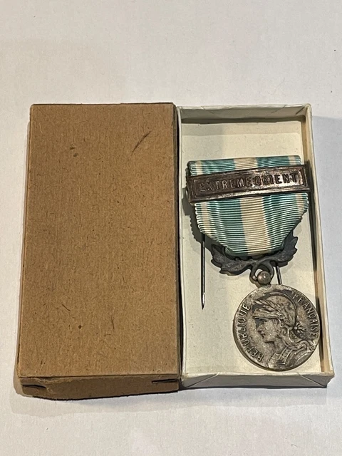 Médaille Colonie Et Orient - Ordre - Décoration Française - République Française