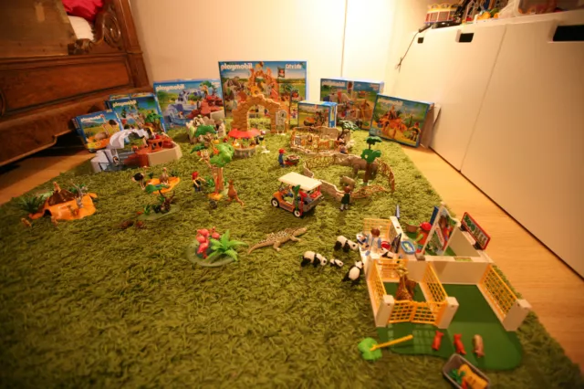 Grand zoo playmobil, clinique, bassin des manchots, soigneur et véhicule etc