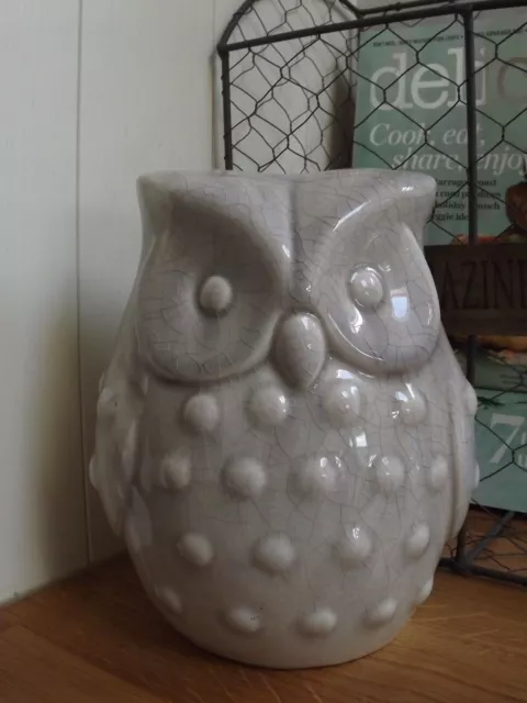 Ceramic Owl - 17 cm Tall - Grey