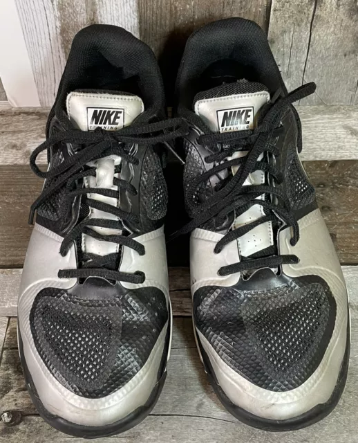 Nike air hotsell extreme volleyball shoes