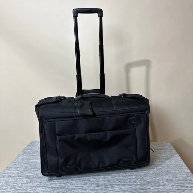 TUMI T-Tech 22 inch Carryon Garment Bag 2 Wheeled Black - Used Once, MINTY!