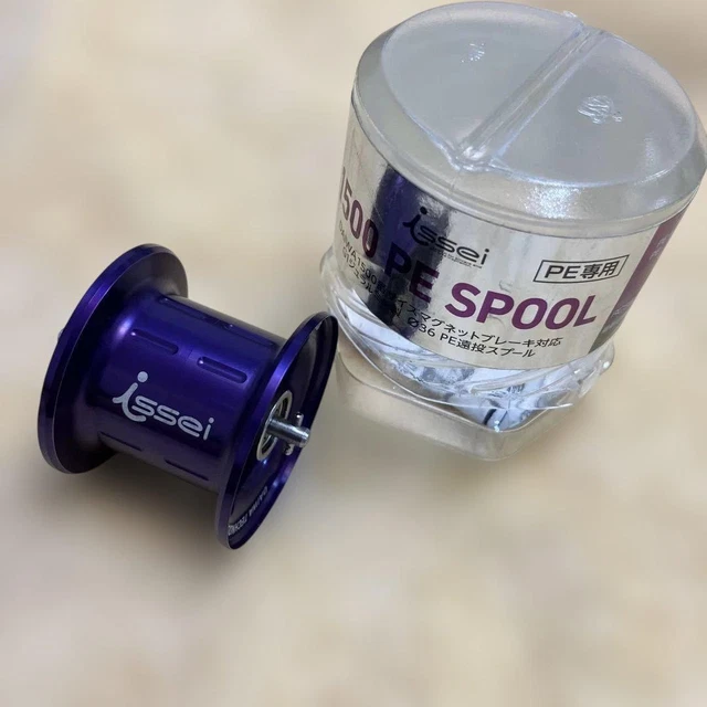 issei HLC 1500 PE SPOOL SLPワークス issei x SLP WORKS〉36mm HLC PEスプールG1 ブルー】 村上晴彦